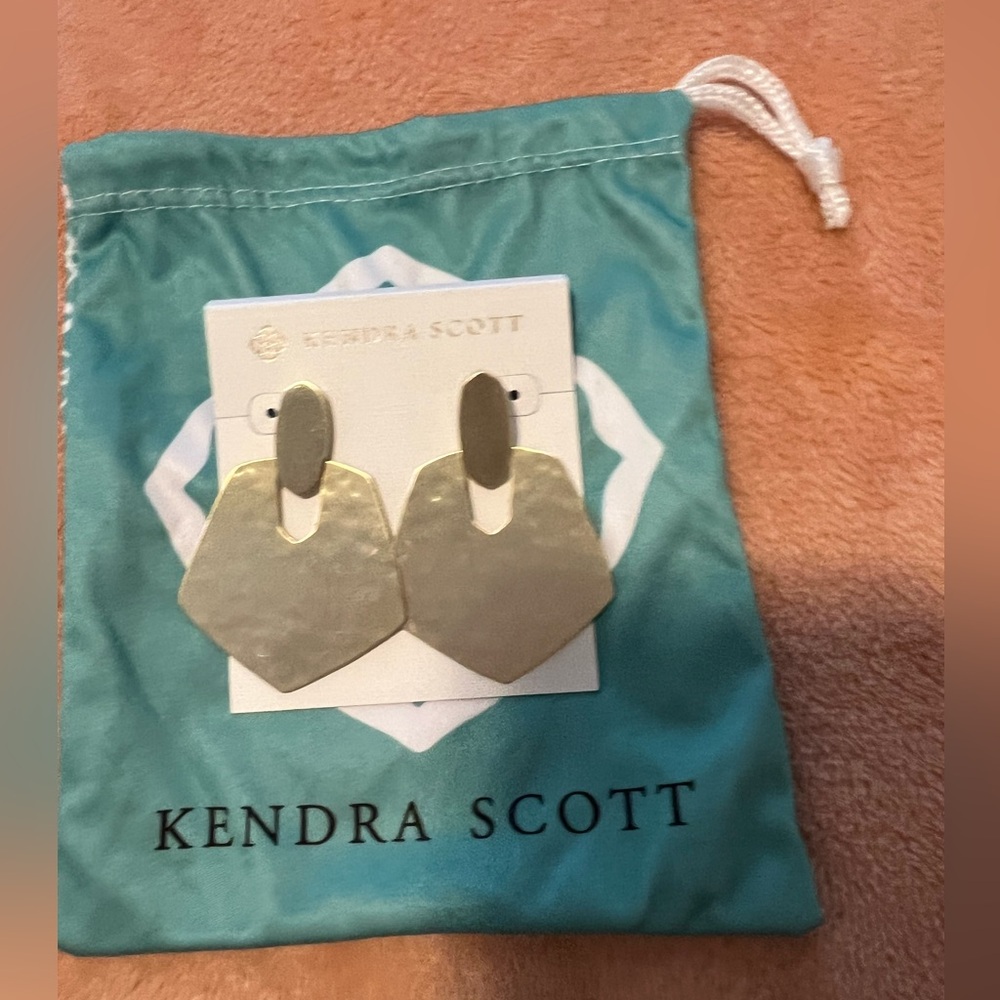 Kendra Scott Earrings Gold
